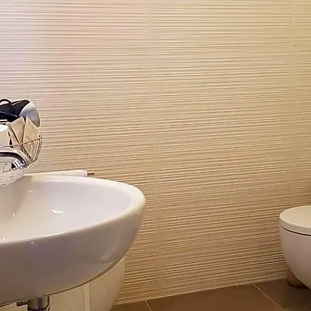 לינה וארוחת בוקר Stanza Privata La Conquilla